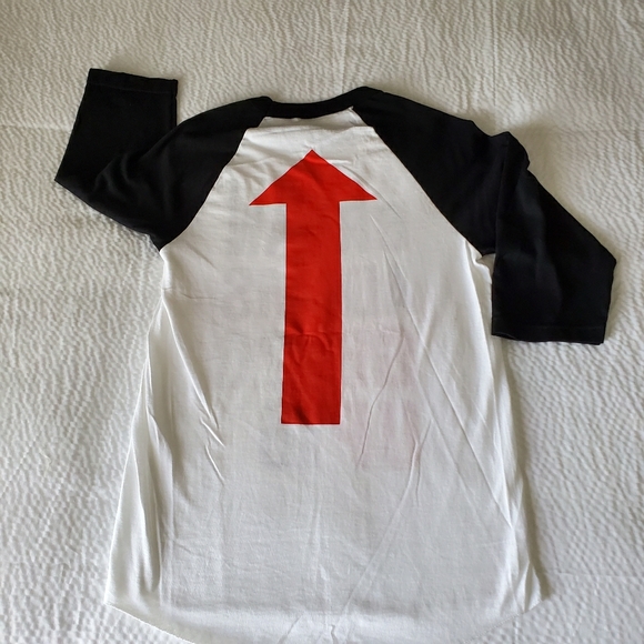 Bryan Adams Get Up 2017 Tour Raglan T Shirt - Picture 2 of 3